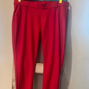 Hue Red Pull-on Soft Stretch Jegging Pants